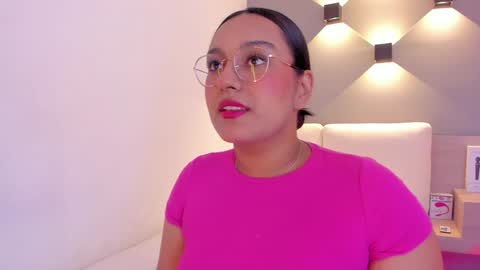 Snapshot of ellamontoya chatting on 01/30/25, 04:37 Ella online show from 01/30/25, 04:37