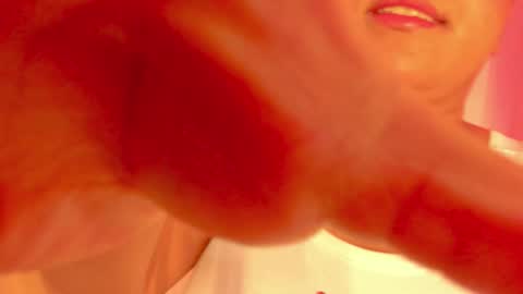 Ella online show from 12/14/25, 12:54