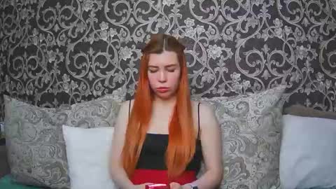 EllaNuar online show from 02/02/26, 02:32