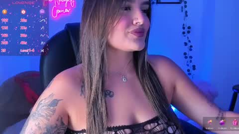 Snapshot of ellarosee_ chatting on 04/02/26, 06:27 ellarosee_ online show from 04/02/26, 06:27