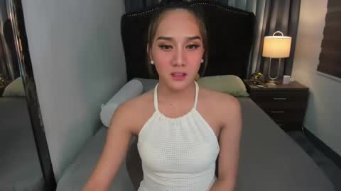 Sophia online show from 02/11/25, 11:54