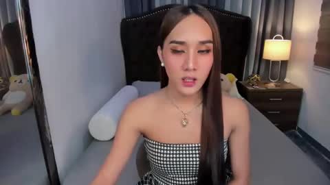 Sophia online show from 02/18/25, 09:20