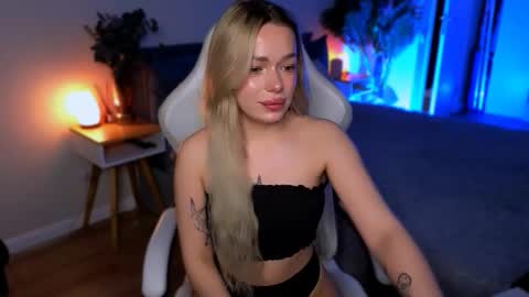 Ella online show from 02/20/26, 05:59