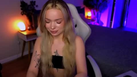 Ella online show from 04/06/26, 05:52