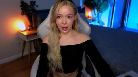 Ella online show from 04/09/26, 06:19