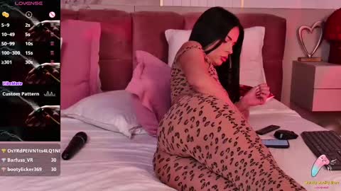 Snapshot of ellavicex chatting on 03/08/25, 08:44 Ella online show from 03/08/25, 08:44