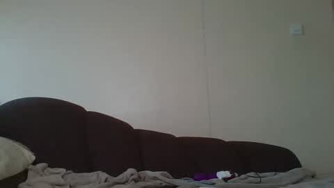 Snapshot of ellawhite19 chatting on 11/23/25, 09:53 ellawhite19 online show from 11/23/25, 09:53