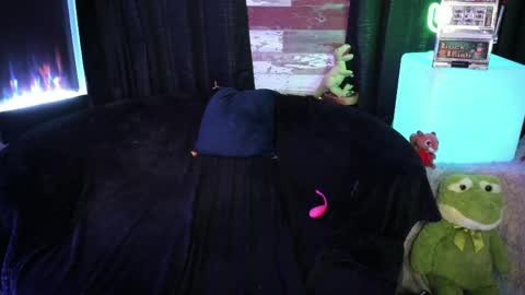 ELLE online show from 03/22/26, 07:17