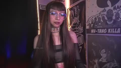 follow me on instagram .    online show from 01/15/26, 04:55