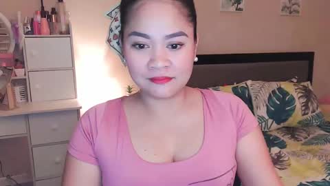 Snapshot of elleelle123 chatting on 12/02/24, 02:09 Ann online show from 12/02/24, 02:09