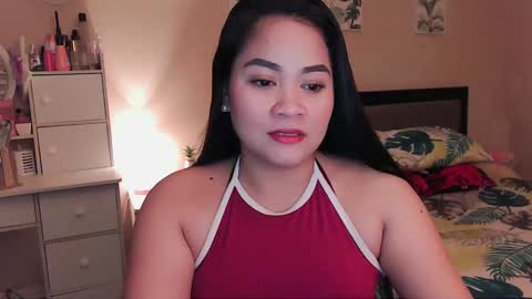 Snapshot of elleelle123 chatting on 12/03/24, 12:49 Ann online show from 12/03/24, 12:49