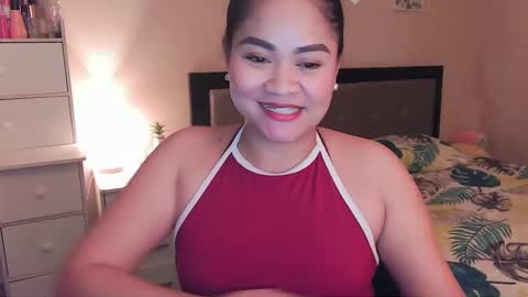 Snapshot of elleelle123 chatting on 12/04/24, 04:54 Ann online show from 12/04/24, 04:54