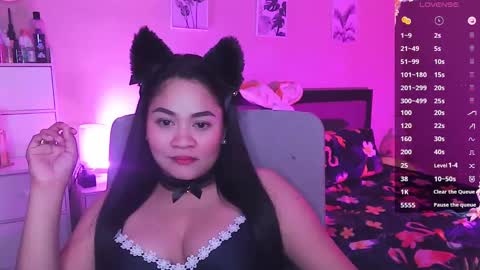 Snapshot of elleelle123 chatting on 12/23/24, 01:56 Ann online show from 12/23/24, 01:56