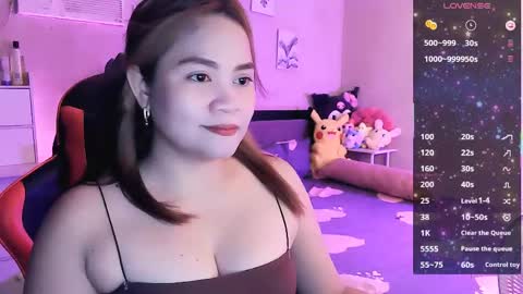 Snapshot of elleelle123 chatting on 05/05/26, 01:52 Ann online show from 05/05/26, 01:52