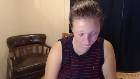 Snapshot of ellemermaid chatting on 09/29/25, 04:23 elle online show from 09/29/25, 04:23