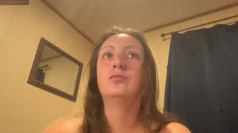 Snapshot of ellemermaid chatting on 11/12/25, 12:44 elle online show from 11/12/25, 12:44