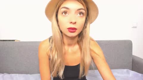 ellen_flow online show from 01/30/25, 04:27