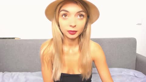 ellen_flow online show from 01/30/25, 07:29