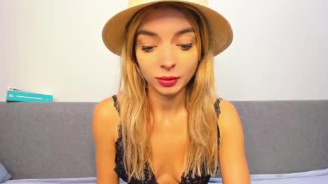 ellen_flow online show from 03/05/25, 04:45