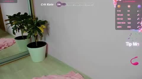 Snapshot of ellen_rosi chatting on 06/20/26, 02:03 rosi online show from 06/20/26, 02:03