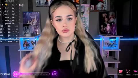 Snapshot of ellensoftt chatting on 03/08/25, 04:50 Maria online show from 03/08/25, 04:50