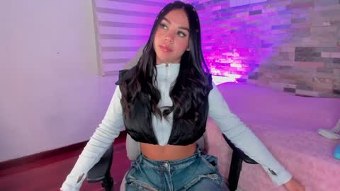 Ellie online show from 12/05/24, 02:44