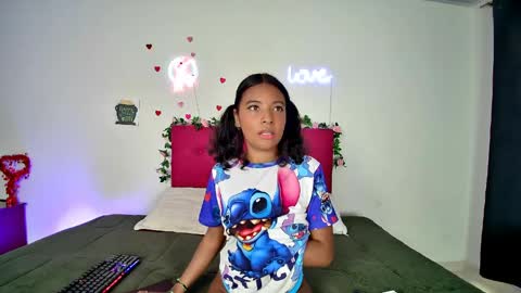 ellie_cute7 online show from 05/06/26, 07:41