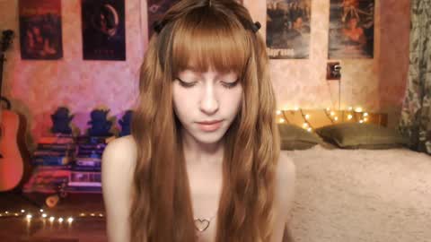 ellie_friendly online show from 12/05/24, 11:40