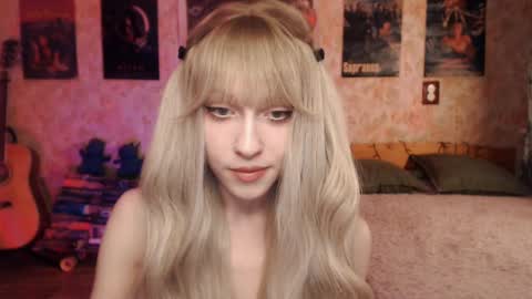 ellie_friendly online show from 03/11/25, 11:26