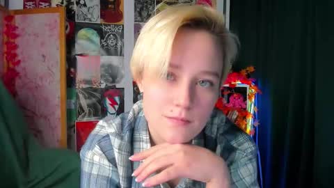 Ellie online show from 11/29/25, 09:01