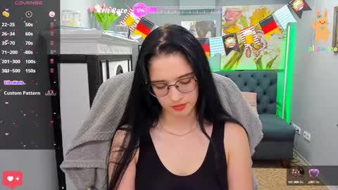 ellie_magic online show from 09/13/25, 12:05