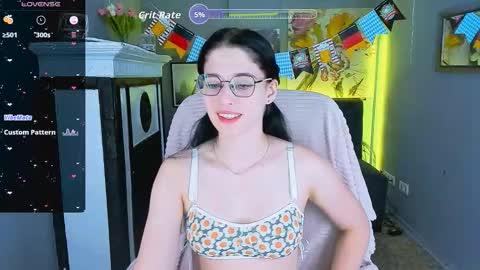 ellie_magic online show from 09/21/25, 11:56