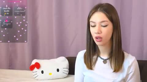 ellie online show from 10/14/25, 07:47