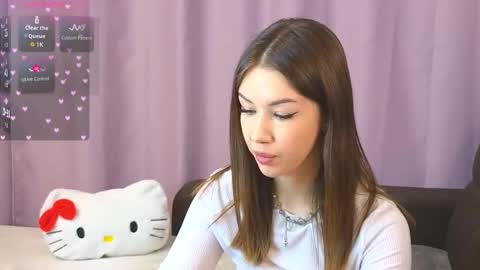 ellie online show from 12/04/25, 07:44