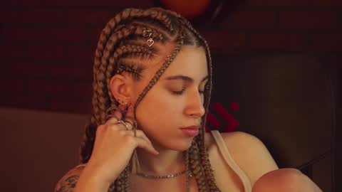 elliecutes online show from 02/11/25, 11:43