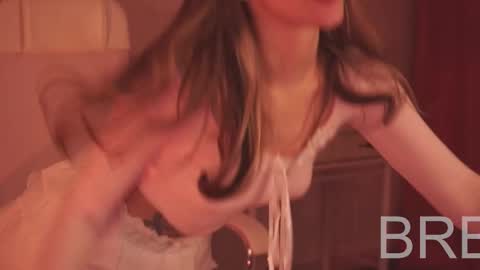 elliecutes online show from 03/11/25, 04:43