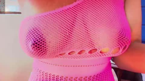 elliee_alves online show from 01/15/26, 12:54