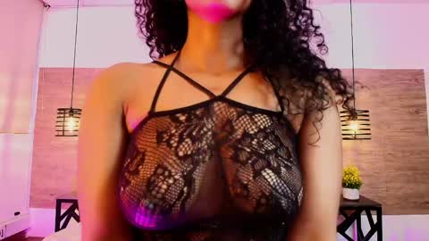 elliee_alves online show from 04/27/26, 05:11
