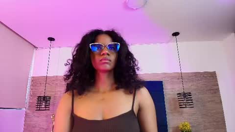 elliee_alves online show from 06/09/26, 05:57