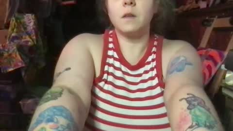 Ellie Louise online show from 04/14/26, 06:36