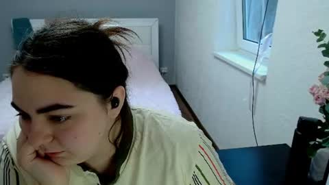 Ellie online show from 07/24/26, 03:37