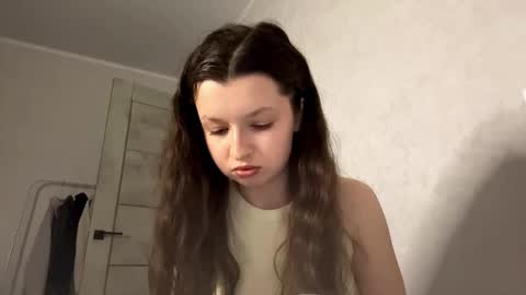 Ellie online show from 02/06/26, 02:31