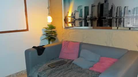 Elloit Colton online show from 11/23/25, 08:41