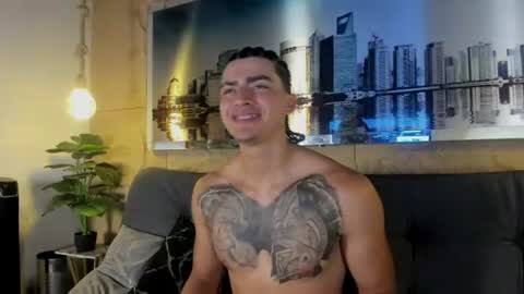 Snapshot of elliot_colton chatting on 07/19/26, 08:12 Elloit Colton online show from 07/19/26, 08:12
