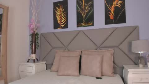    online show from 04/13/26, 07:52