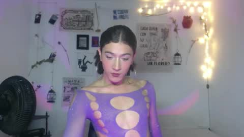  . online show from 10/05/25, 03:32