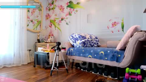 Ella Bella Bo Bella online show from 11/19/25, 05:57