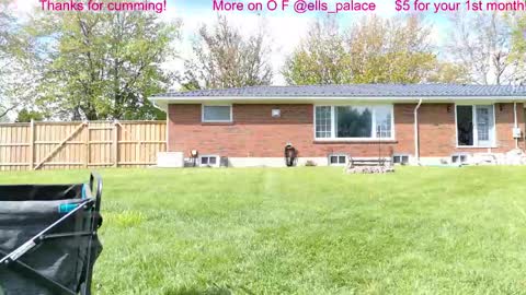Snapshot of ells_palace chatting on 05/12/26, 01:52 Ella Bella Bo Bella online show from 05/12/26, 01:52