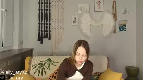 Snapshot of elly_ary chatting on 01/12/26, 09:31 elly_ary online show from 01/12/26, 09:31