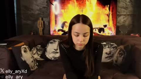 Snapshot of elly_ary chatting on 02/24/26, 12:41 elly_ary online show from 02/24/26, 12:41